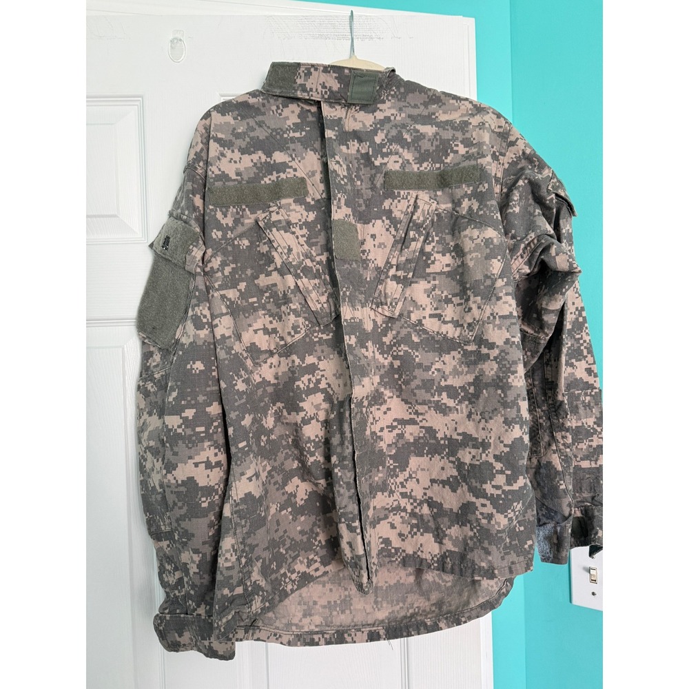 Propper Army Combat Uniform ACU Coat Digital Camo Flame Resistant Medium Regular